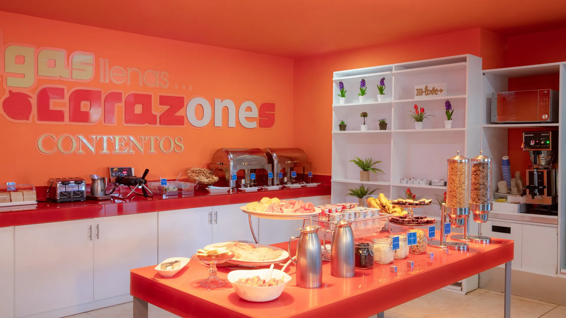 One Cancun Centro Hotel