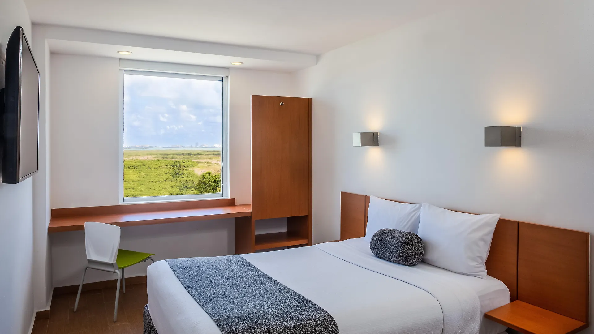 One Cancun Centro Otel