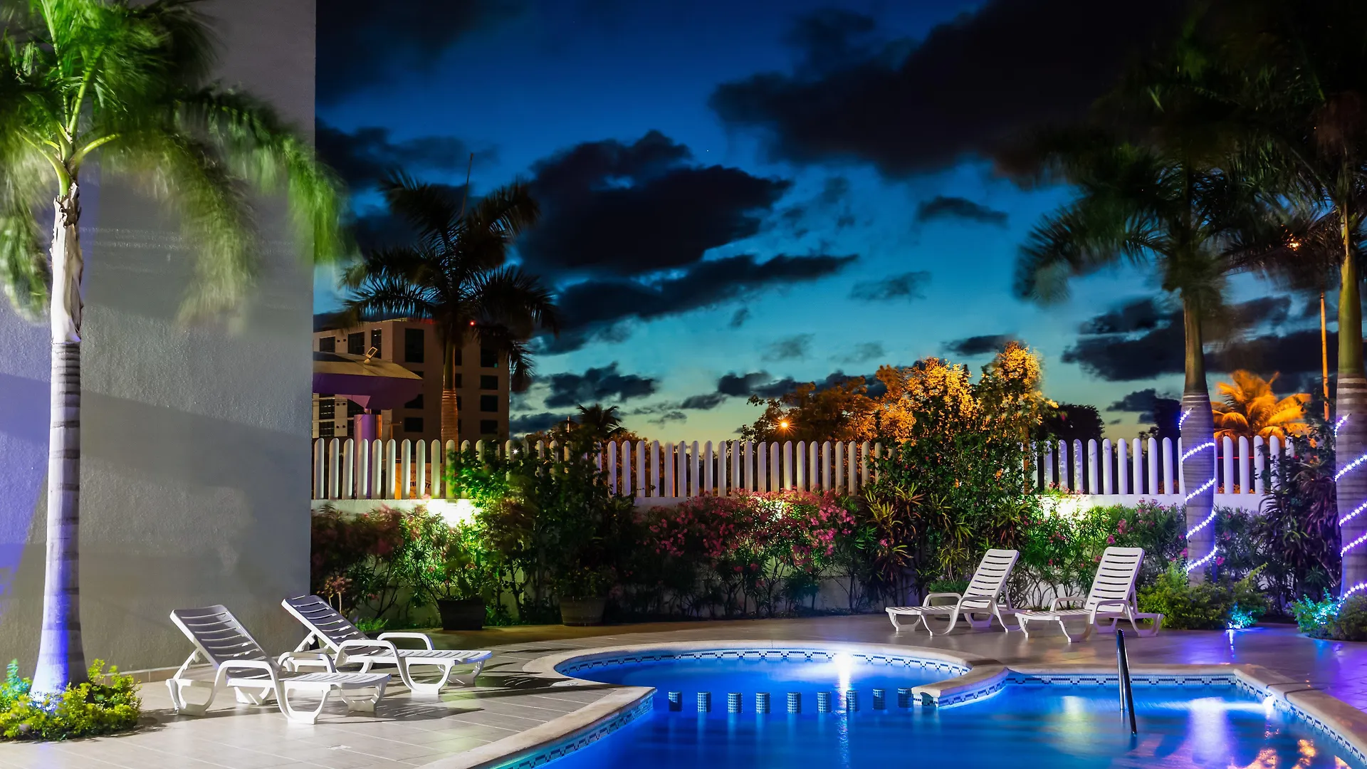 *** Otel One Cancun Centro Meksika