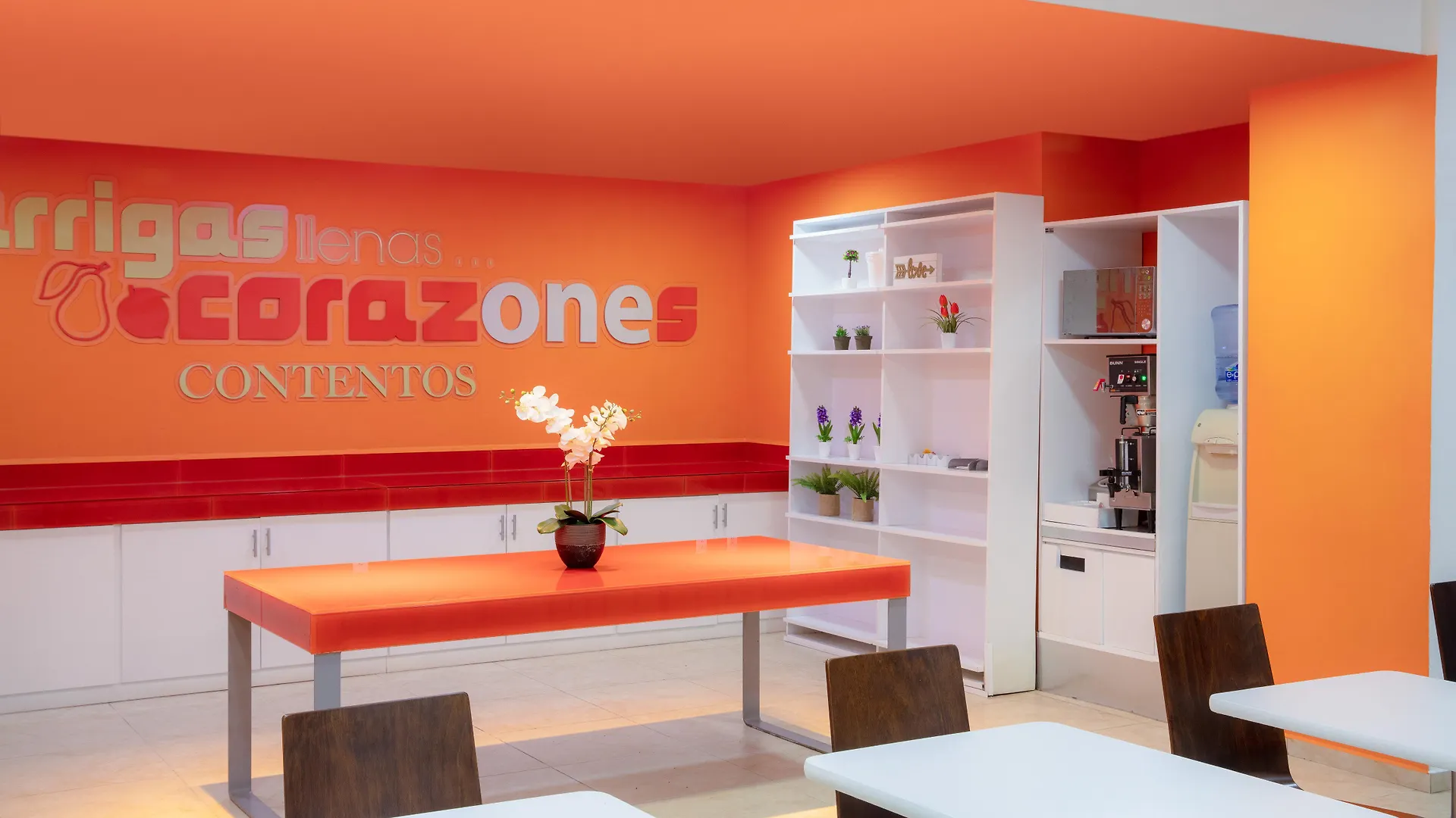 One Cancun Centro 3*,