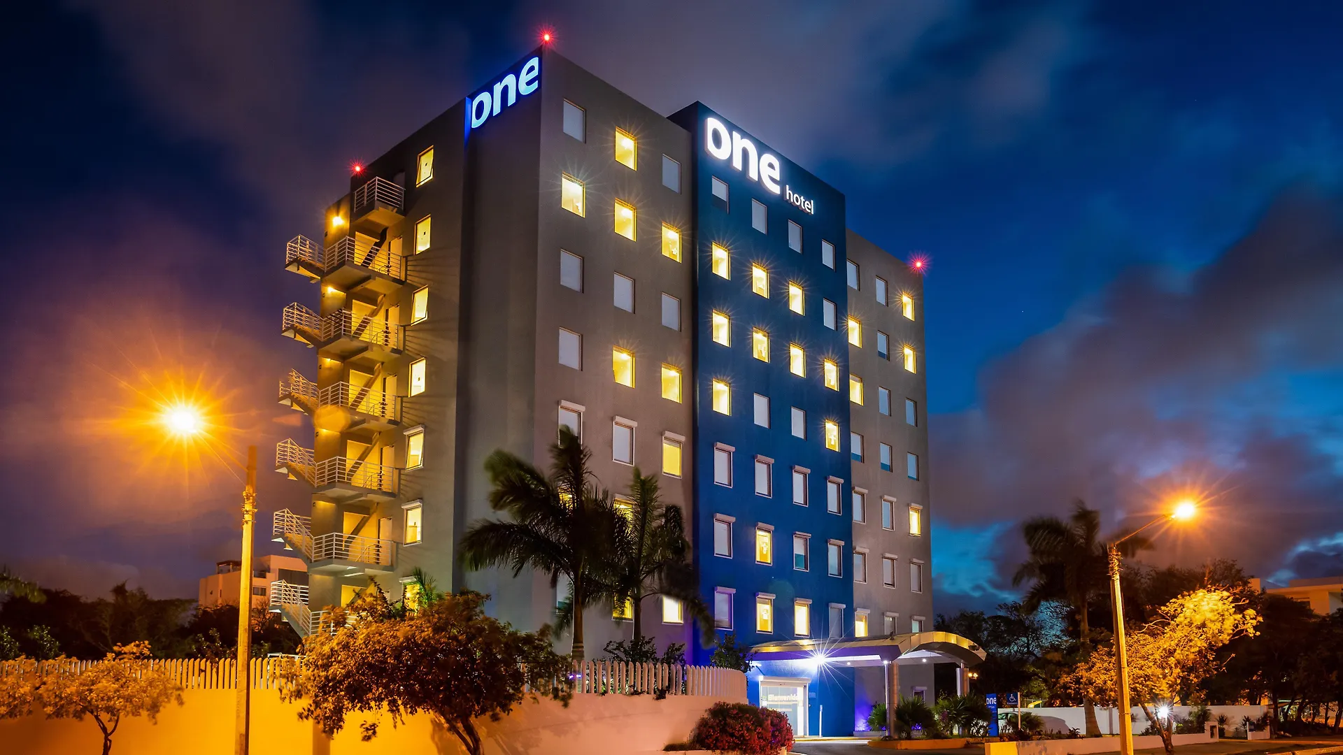 *** Otel One Cancun Centro Meksika