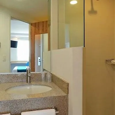 One Cancun Centro Otel